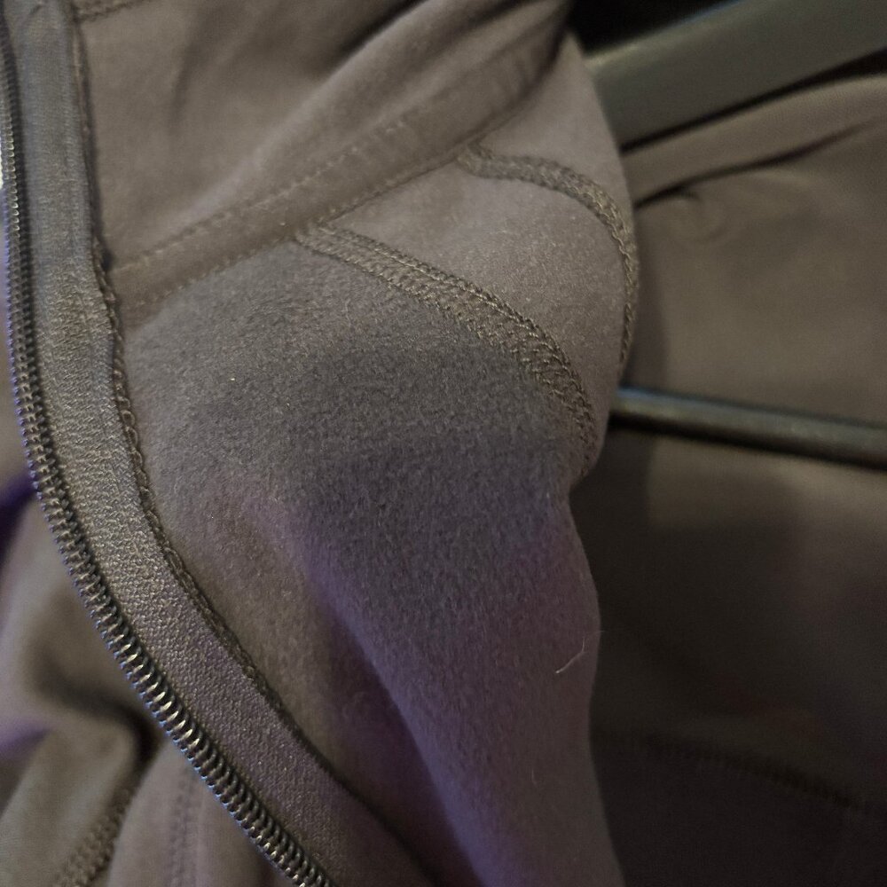 Active Jacket - image 3